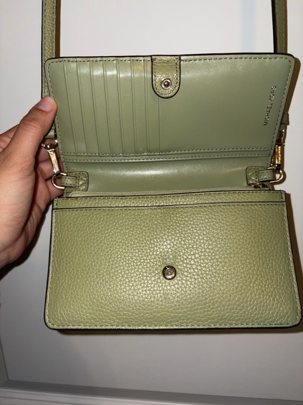 Michael Kors Olive Green Pebbled Leather Crossbody Wallet - Picture 3 of 6